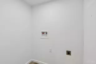 4136 Pleasure Dr, Cincinnati, OH 45205 - Photo 29