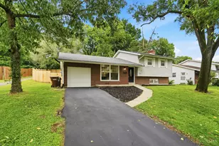 10686 Chelmsford Rd, Forest Park, OH 45240 - Photo 3