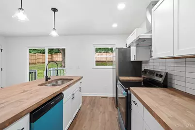 10686 Chelmsford Road, Cincinnati, OH 45240 - Photo 11