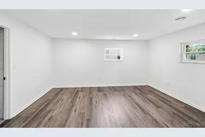 10686 Chelmsford Road, Cincinnati, OH 45240 - Photo 25
