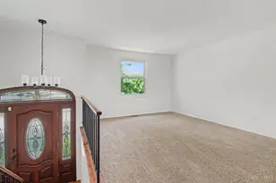 11442 Kary Ln, Forest Park, OH 45240 - Photo 5