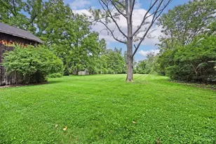 6900 Drake Rd, Indian Hill, OH 45243 - Photo 57