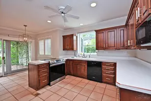 6900 Drake Rd, Indian Hill, OH 45243 - Photo 19