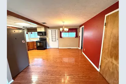 3918 Cordell Drive, Kettering, OH 45439 - Photo 5