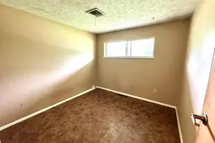 3918 Cordell Dr, Kettering, OH 45439 - Photo 9