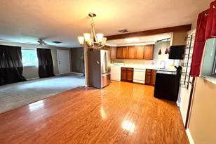 3918 Cordell Dr, Kettering, OH 45439 - Photo 7