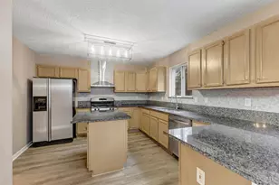 8017 Birchwood Ct, Deerfield Township, OH 45040 - Photo 15