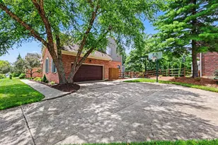 6101 Balsam Dr, Miami Township, OH 45150 - Photo 3