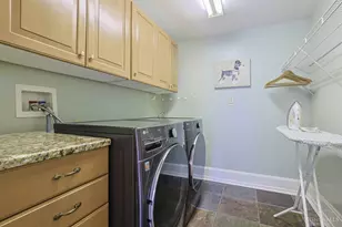 1242 Garden Cir, Wyoming, OH 45215 - Photo 47