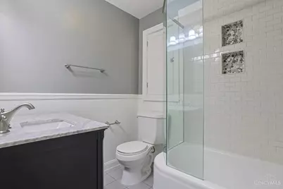 1242 Garden Circle, Wyoming, OH 45215 - Photo 45