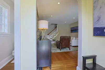 1242 Garden Circle, Wyoming, OH 45215 - Photo 5