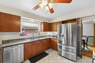 5328 Cleander Dr, Cincinnati, OH 45238 - Photo 15