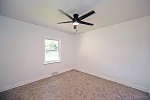 4418 Harrison Ave, Green Township, OH 45211 - Photo 27