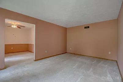 7176 Cherrywood Lane, West Chester, OH 45069 - Photo 11
