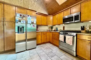 5303 Laurelridge Ln, Green Township, OH 45247 - Photo 9