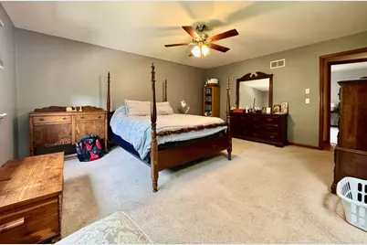 5303 Laurelridge Lane, Green Township, OH 45247 - Photo 21