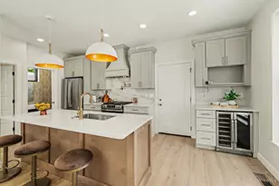 1635 Clayton St, Cincinnati, OH 45206 - Photo 25