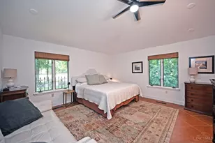 725 Greenville Ave, Glendale, OH 45246 - Photo 47