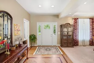 5503 Enterprise Dr, Miami Township, OH 45150 - Photo 9