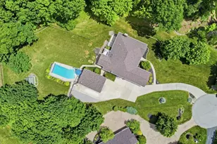 5503 Enterprise Dr, Miami Township, OH 45150 - Photo 3