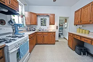 3915 Taft Ave, Cheviot, OH 45211 - Photo 15