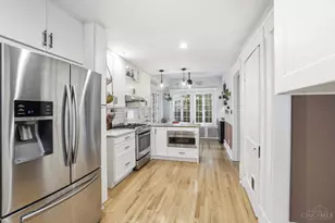 3428 St Johns Pl, Cincinnati, OH 45208 - Photo 25