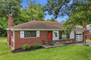5594 Sunnywoods Ln, Green Township, OH 45239 - Photo 1