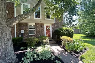 965 Woodlyn Dr N, Anderson Township, OH 45230 - Photo 1