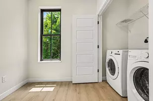 1637 Clayton St, Cincinnati, OH 45206 - Photo 29