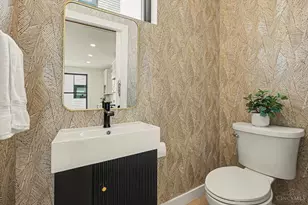 1637 Clayton St, Cincinnati, OH 45206 - Photo 27