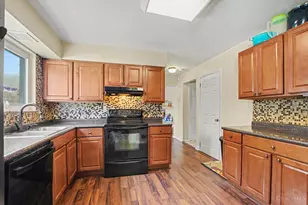 8594 Linderwood Ln, Anderson Township, OH 45255 - Photo 7