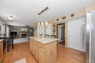 4554 Brittwood Cir, Union Township, OH 45103 - Photo 9
