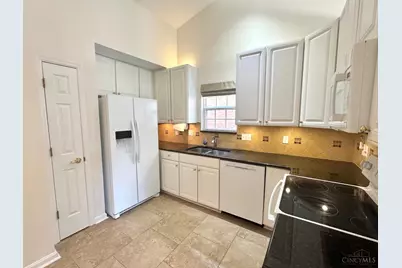 1411 Garden Place, Sharonville, OH 45246 - Photo 11