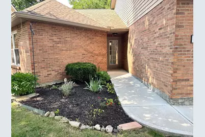 1411 Garden Place, Sharonville, OH 45246 - Photo 3