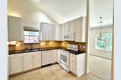 1411 Garden Place, Sharonville, OH 45246 - Photo 9