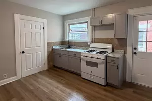 916 Elberon Ave, Cincinnati, OH 45205 - Photo 3