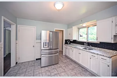 3948 Holman Circle, Silverton, OH 45236 - Photo 29
