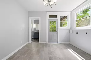 699 N Fred Shuttlesworth Cir, Cincinnati, OH 45229 - Photo 27