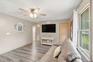 1121 Linhof Rd, Wilmington, OH 45177 - Photo 9