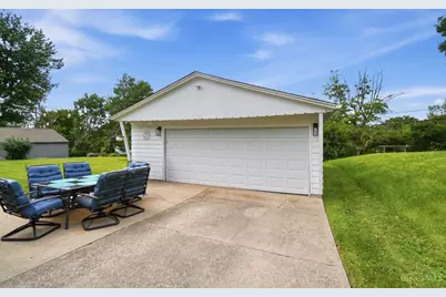 2937 E Cunnington Lane, Kettering, OH 45420 - Photo 31