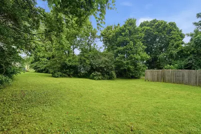 112 W Leslie Avenue, Cincinnati, OH 45215 - Photo 31