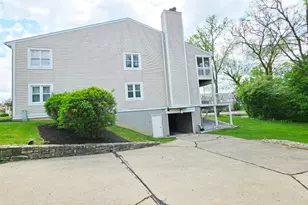1287 Ebenezer Rd, Delhi Township, OH 45233 - Photo 7