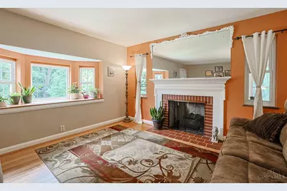 5042 Collinwood Place, Cincinnati, OH 45227 - Photo 5