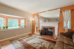 5042 Collinwood Pl, Cincinnati, OH 45227 - Photo 5