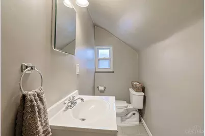 5042 Collinwood Place, Cincinnati, OH 45227 - Photo 23