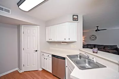 5884 Stonebridge Circle Way #101, Miami Township, OH 45150 - Photo 17