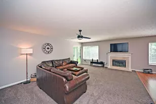 5884 Stonebridge Cir Way, Miami Township, OH 45150 - Photo 7