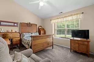 1818 Kenway Pl, Middletown, OH 45044 - Photo 17