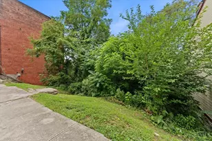 1861 Walker St, Cincinnati, OH 45202 - Photo 3
