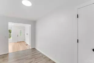 5895 Giffindale Dr, Green Township, OH 45239 - Photo 17